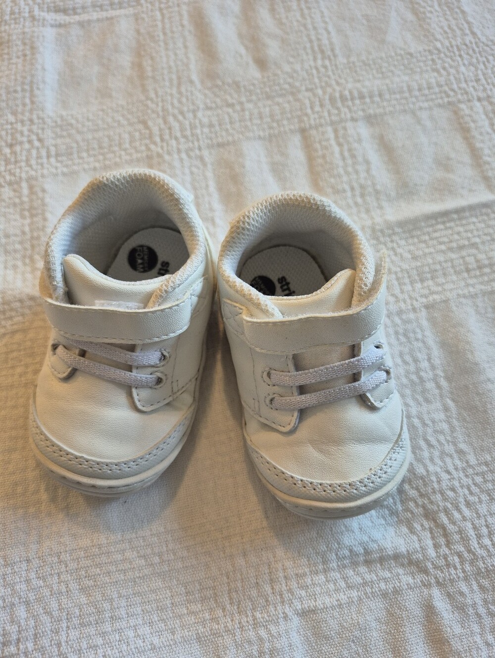 Stride Rite 360 Baby 3 Taye Casual bright white sneakers hook n loop VGUC